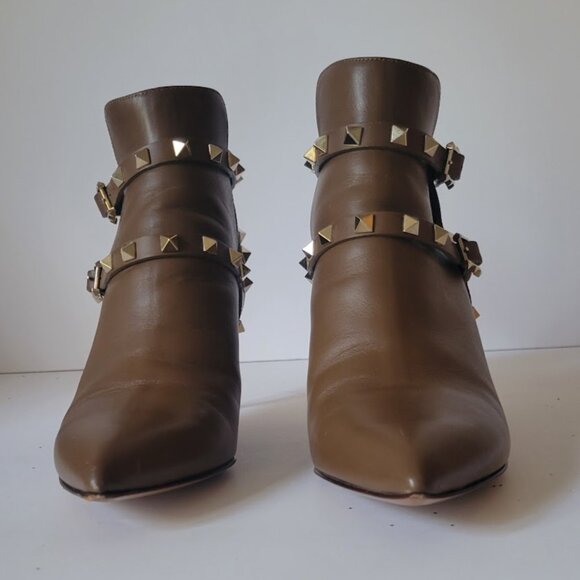 Valentino Garavani Rockstud Strap Heeled Ankle Bootie - Picture 3 of 15